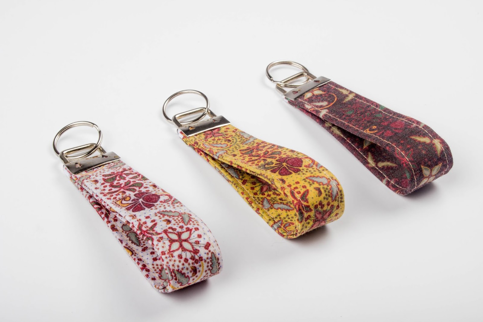 頭巾絲巾禮盒包裝設(shè)計(jì)(圖7) 頭巾絲巾禮盒包裝設(shè)計(jì)(圖7)