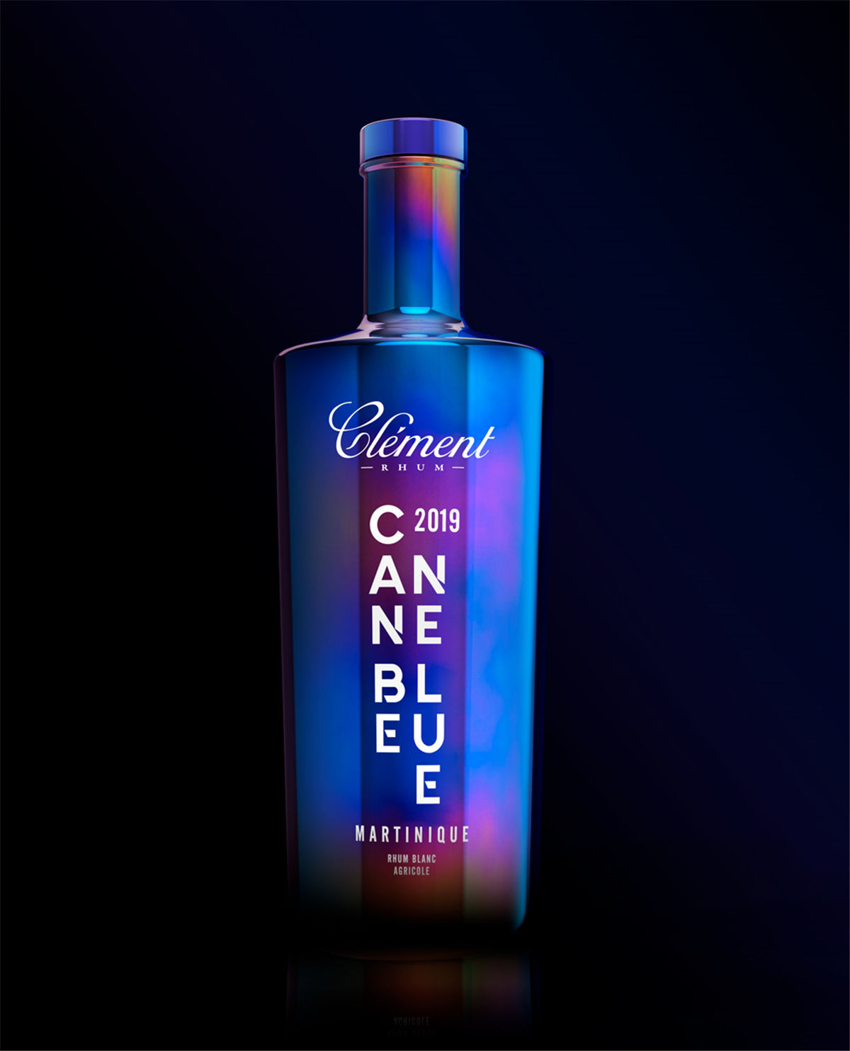 藍色瓶的葡萄酒包裝設(shè)計(圖1) 藍色瓶的葡萄酒包裝設(shè)計(圖1)