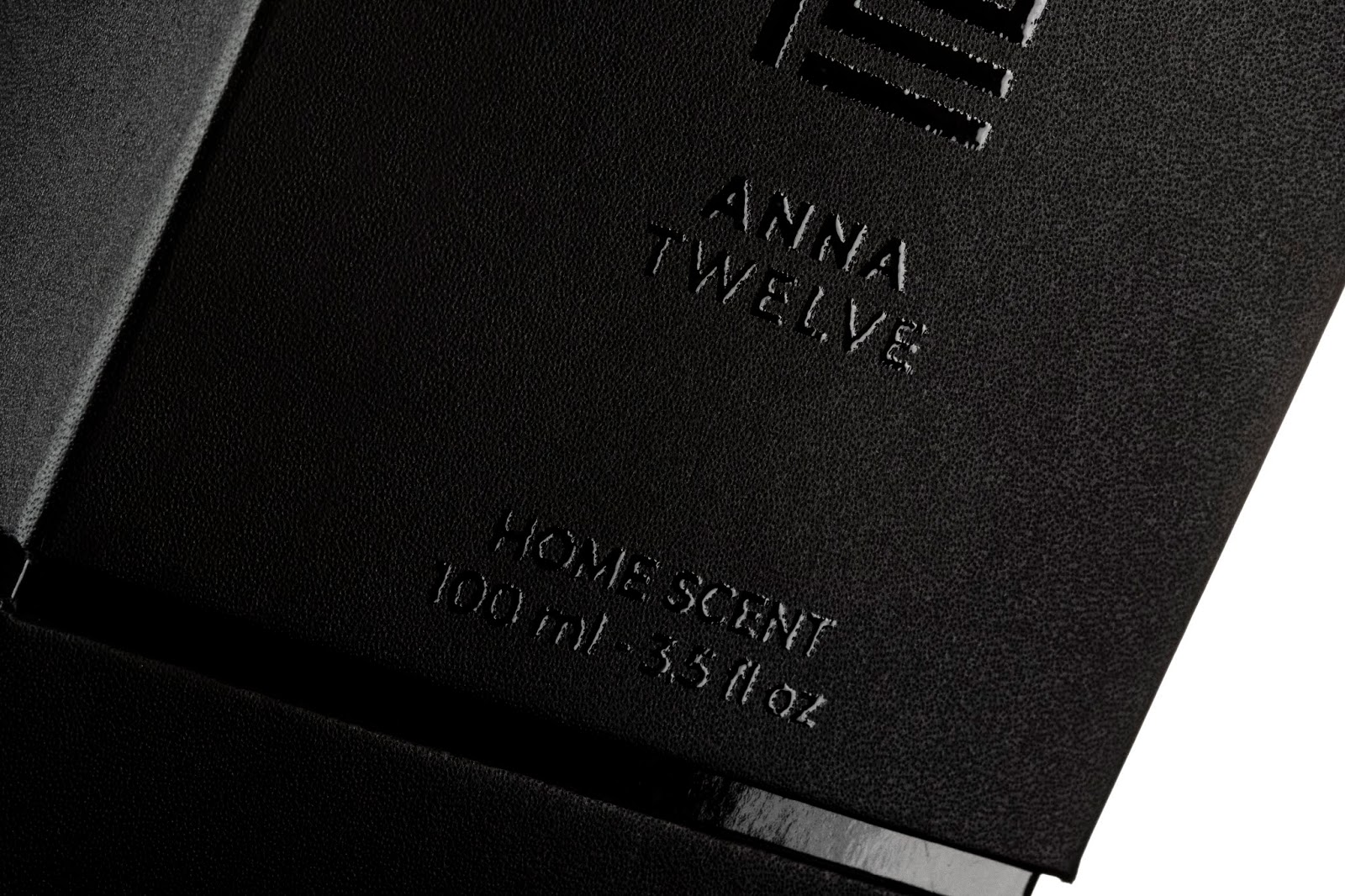 香水包裝設(shè)計(jì)圖片欣賞(圖3) 香水包裝設(shè)計(jì)圖片欣賞(圖3)