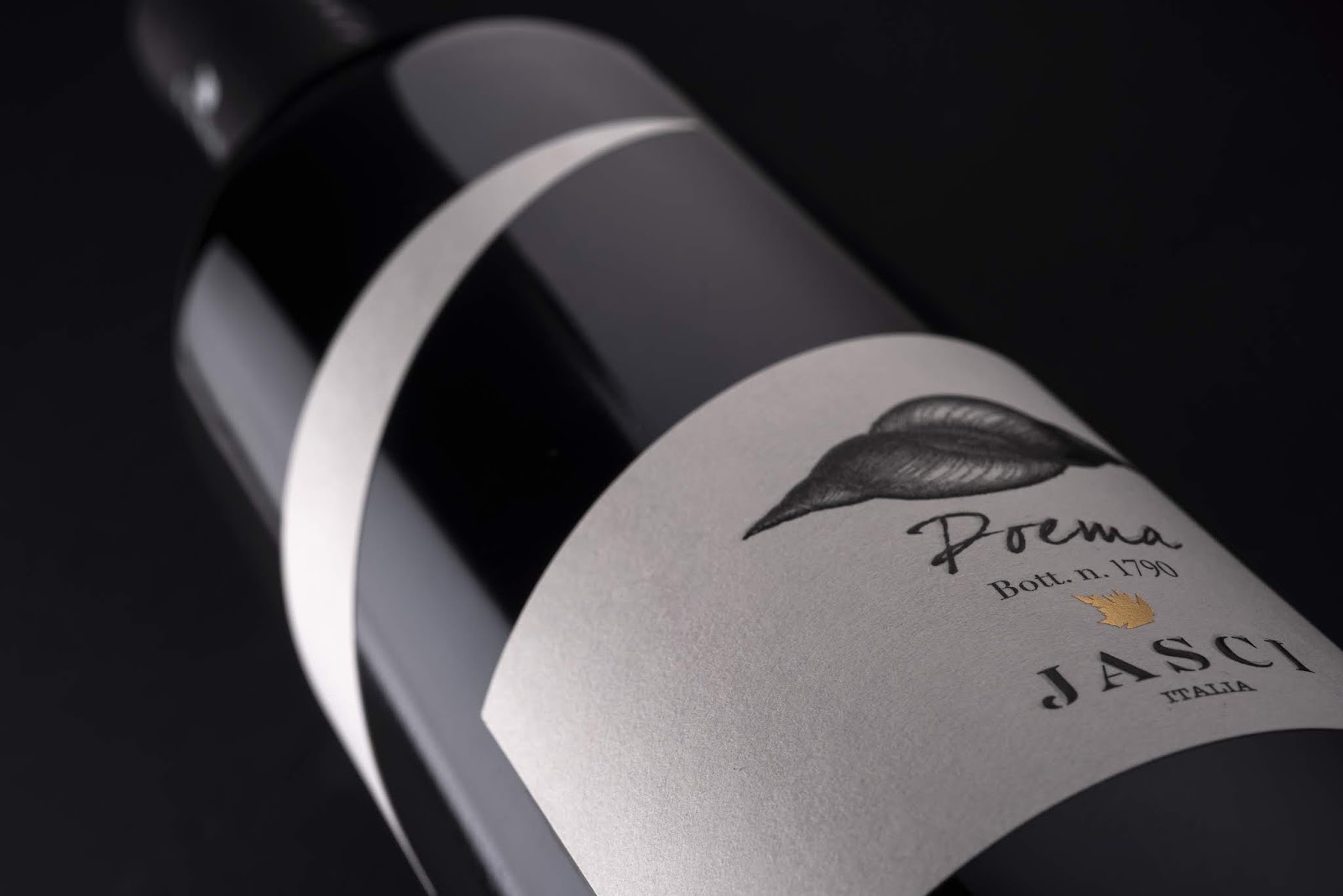 成都創(chuàng)意酒產(chǎn)品包裝設計分享(圖3)