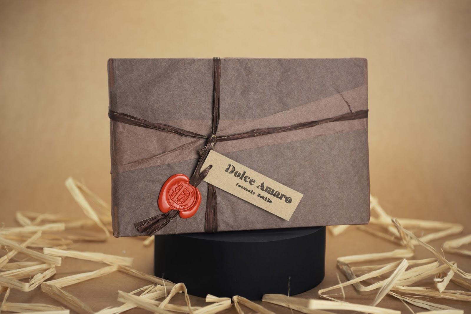 伴手禮包裝設計簡單樸實(圖1)