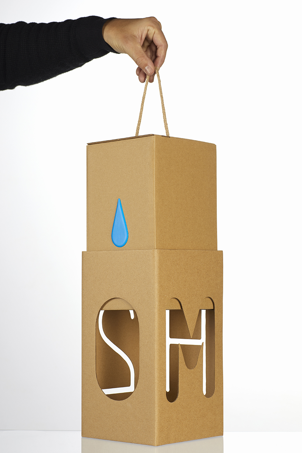 這個(gè)酒的包裝設(shè)計(jì)太有創(chuàng)意了(圖3) 這個(gè)酒的包裝設(shè)計(jì)太有創(chuàng)意了(圖3)