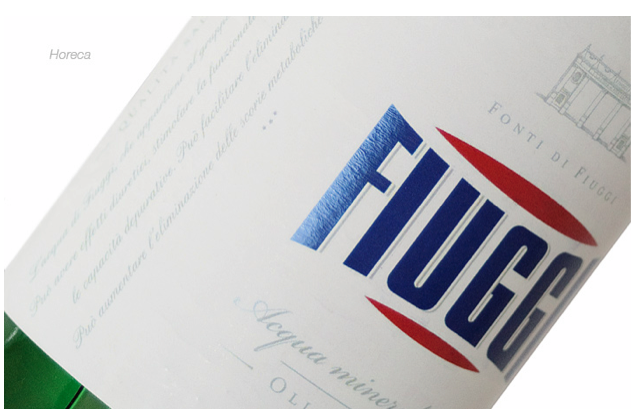 這個(gè)水包裝強(qiáng)調(diào)對(duì)牙結(jié)石有效(圖6)