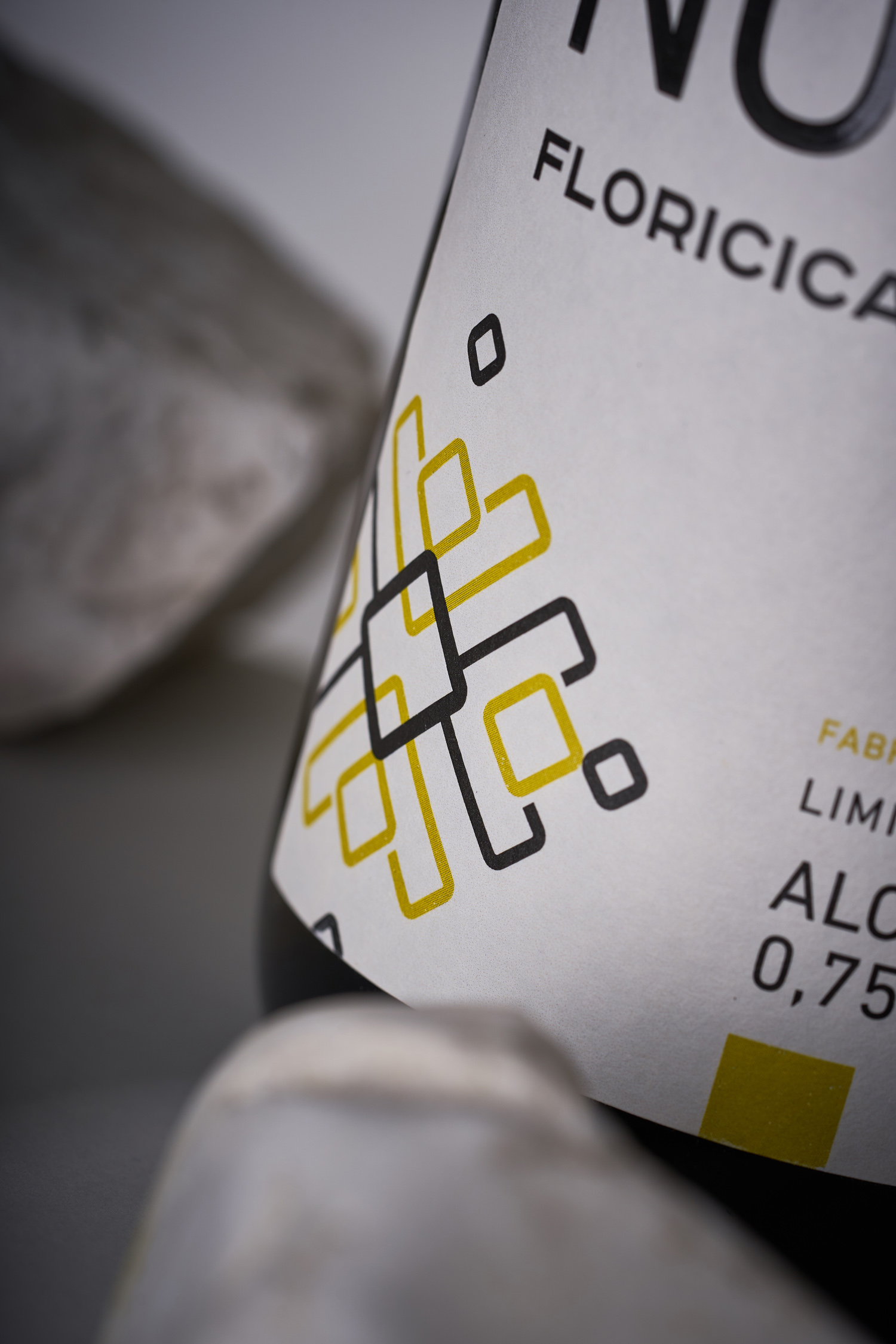 葡萄酒品牌視覺(jué)包裝設(shè)計(jì)(圖5)