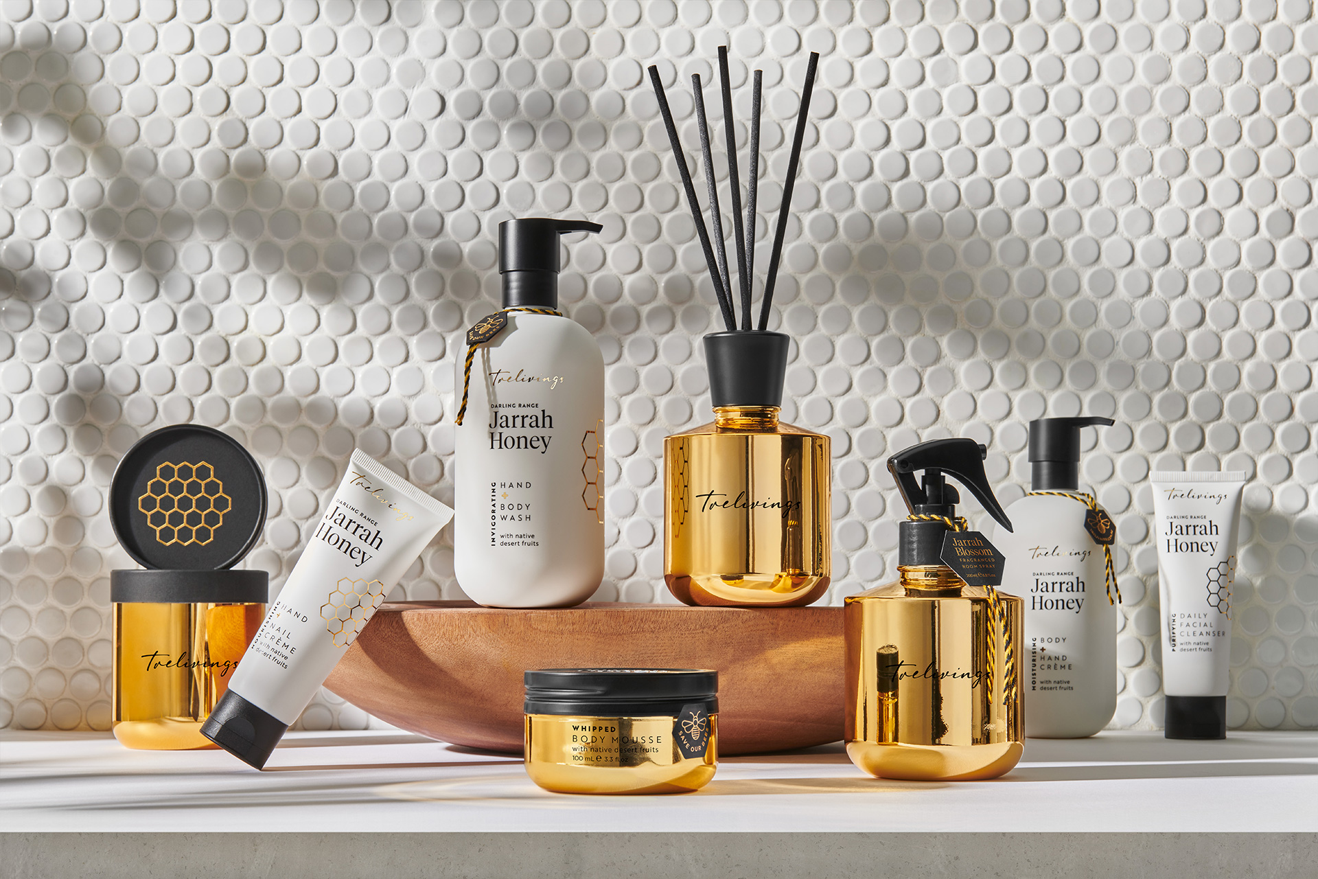 Jarrah Honey個(gè)人護(hù)理產(chǎn)品包裝設(shè)計(jì)這樣做(圖1)