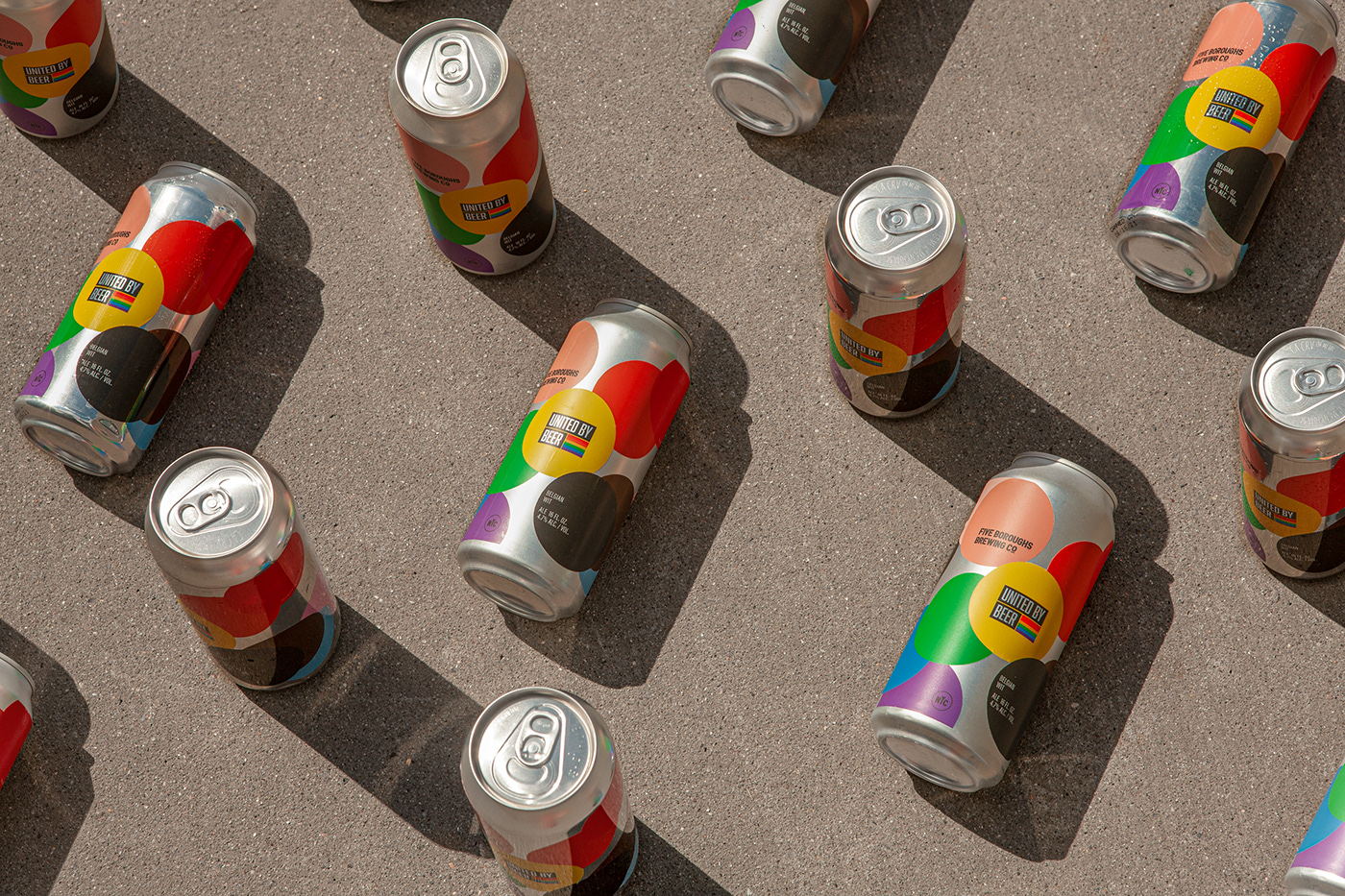 啤酒包裝這樣設(shè)計(jì)超大五彩紙屑充滿了自豪感(圖4) 啤酒包裝這樣設(shè)計(jì)超大五彩紙屑充滿了自豪感(圖4)