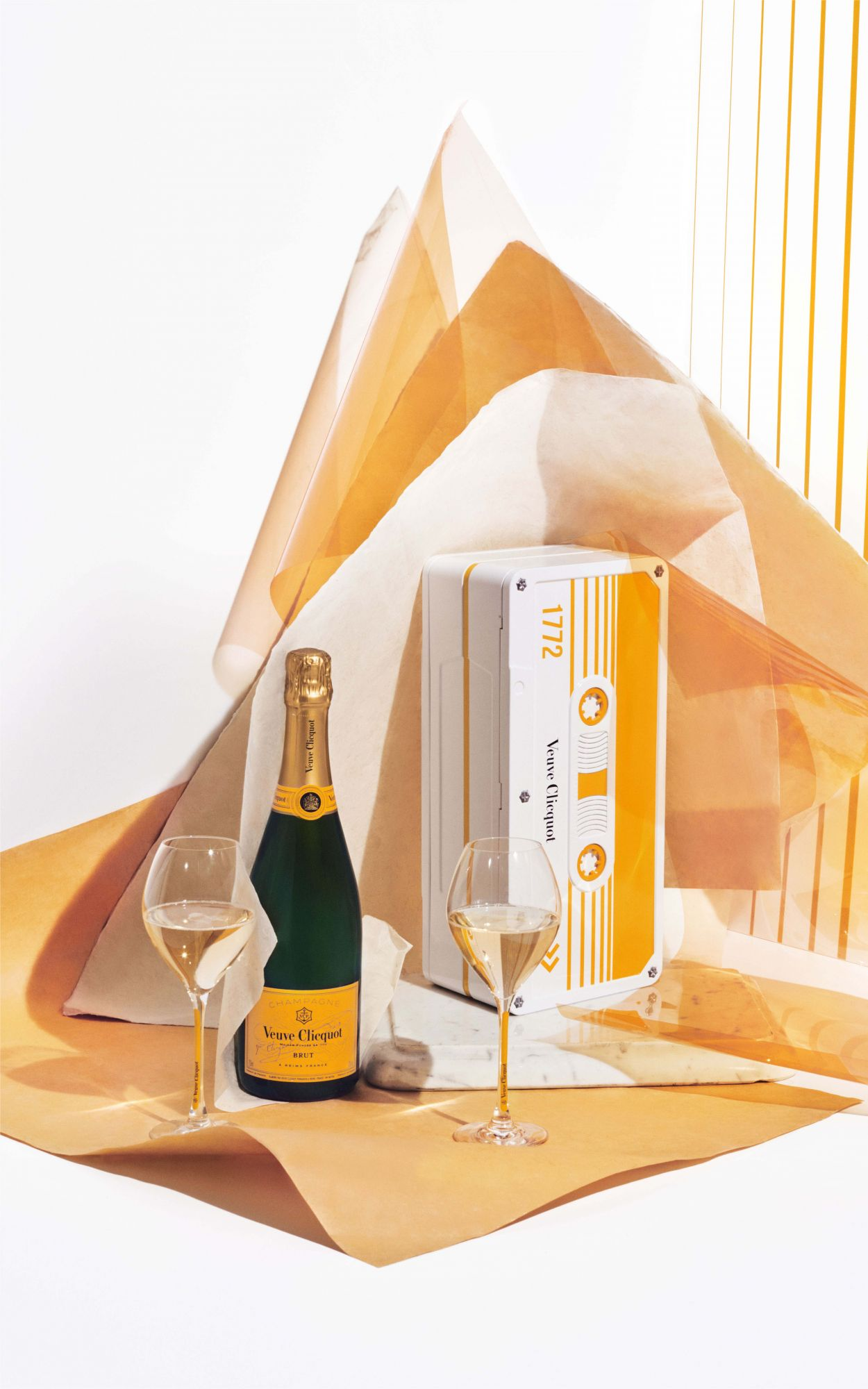 限量系列香檳創(chuàng)意包裝設(shè)計(jì)(圖5) 限量系列香檳創(chuàng)意包裝設(shè)計(jì)(圖5)