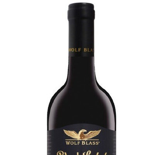 創(chuàng)意酒包裝設(shè)計(jì)紛賦黑牌系列干型紅葡萄酒年產(chǎn)品包裝設(shè)計(jì)欣賞(圖5)