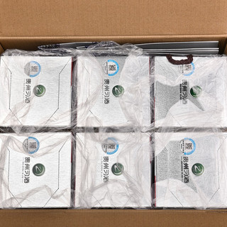 創(chuàng)意酒包裝設計習酒銀質第三代醬香型白酒瓶整箱裝產品包裝設計欣賞(圖5)