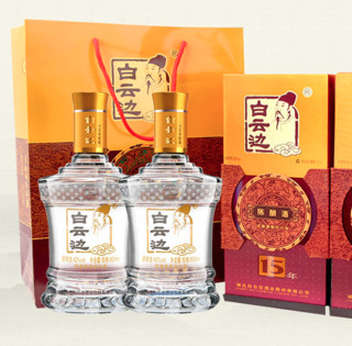 創(chuàng)意酒包裝設(shè)計年陳釀兼香型白酒瓶禮盒裝產(chǎn)品包裝設(shè)計欣賞(圖5) 創(chuàng)意酒包裝設(shè)計年陳釀兼香型白酒瓶禮盒裝產(chǎn)品包裝設(shè)計欣賞(圖5)