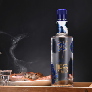 創(chuàng)意酒包裝設(shè)計郎酒藍(lán)順順品兼香型白酒產(chǎn)品包裝設(shè)計欣賞(圖5)