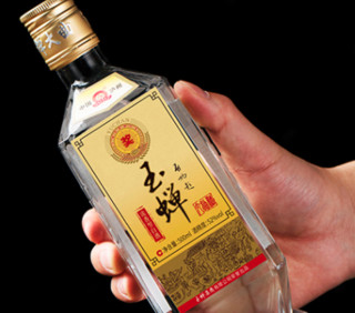 創(chuàng)意酒包裝設(shè)計玉蟬老酒大曲濃香型白酒產(chǎn)品包裝設(shè)計欣賞(圖5) 創(chuàng)意酒包裝設(shè)計玉蟬老酒大曲濃香型白酒產(chǎn)品包裝設(shè)計欣賞(圖5)