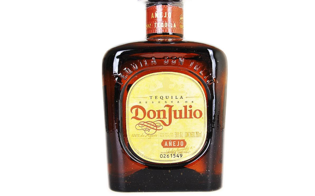 Don Julio唐胡里奧品牌logo與產(chǎn)品包裝設(shè)計欣賞(圖3)