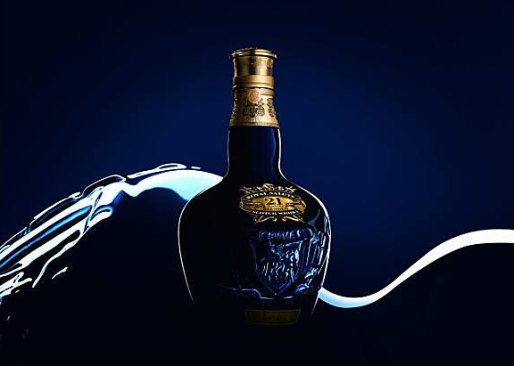 皇家禮炮酒 RoyalSalute皇家禮炮品牌logo與食品包裝設(shè)計欣賞(圖2)