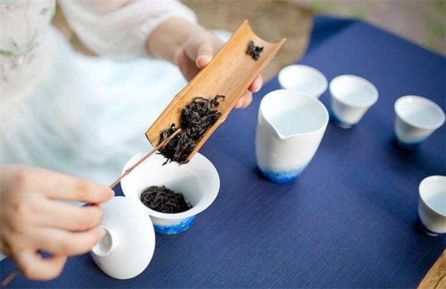 嶺上人品牌logo與食品包裝設(shè)計欣賞(圖4)